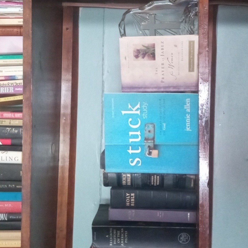 Books Religion - Picture 2 of 10